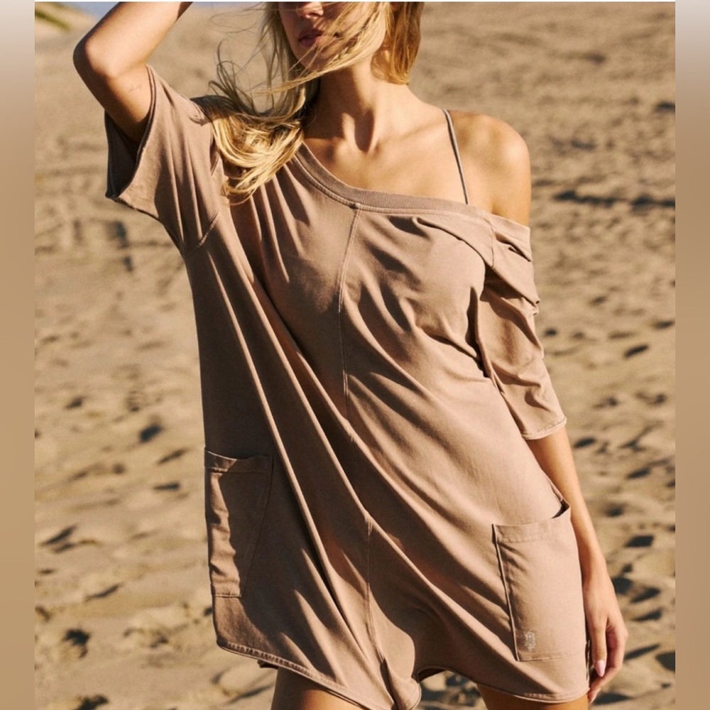 🆕 Free People Movement Hot Shot Tee Romper Size Small - Picture 2 of 11